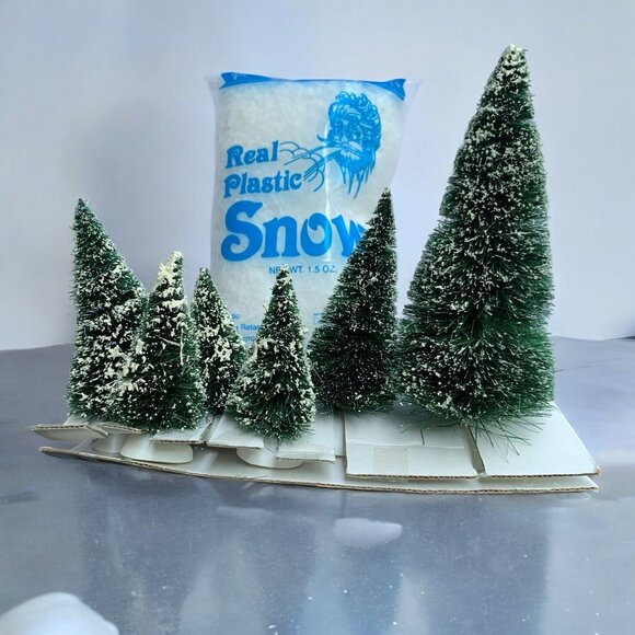 Dept 56 Village Trees and Snow, General Christmas Village Accessory - 1990s - Picture 3 of 10